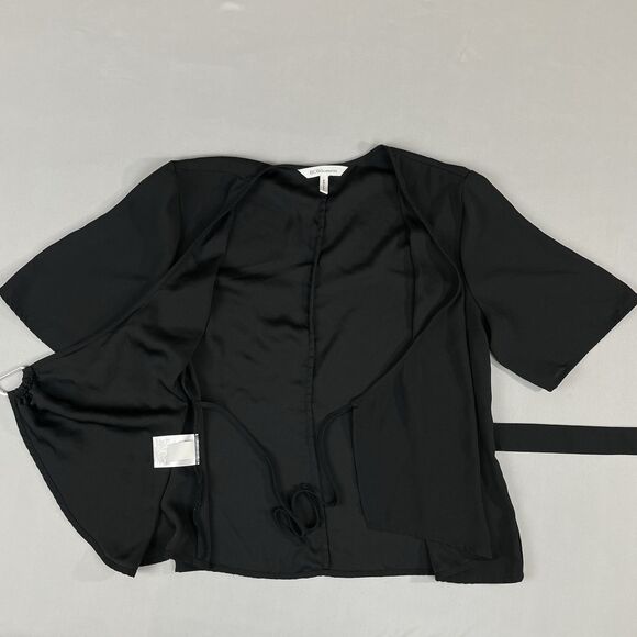 BCBGeneration D-Ring Wrap Top Women’s Medium Black Basic Dark Academia Corpcore - Picture 5 of 16